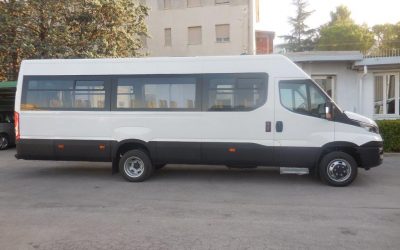 Scuolabus Iveco Daily 50C18